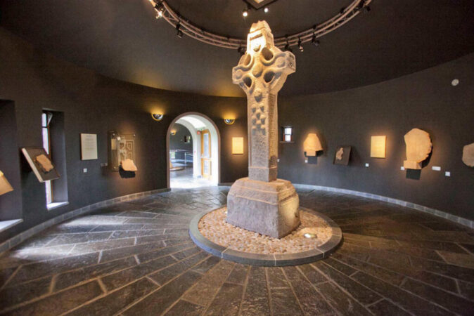 Clonmacnoise-Cross Clonmacnoise-Cross